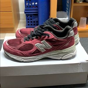 New Balance 990v3
